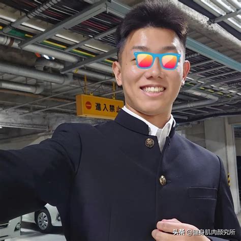 日本新晉帥哥宏翔爆紅推特，關於他的20個小秘密，你知道幾個？ .